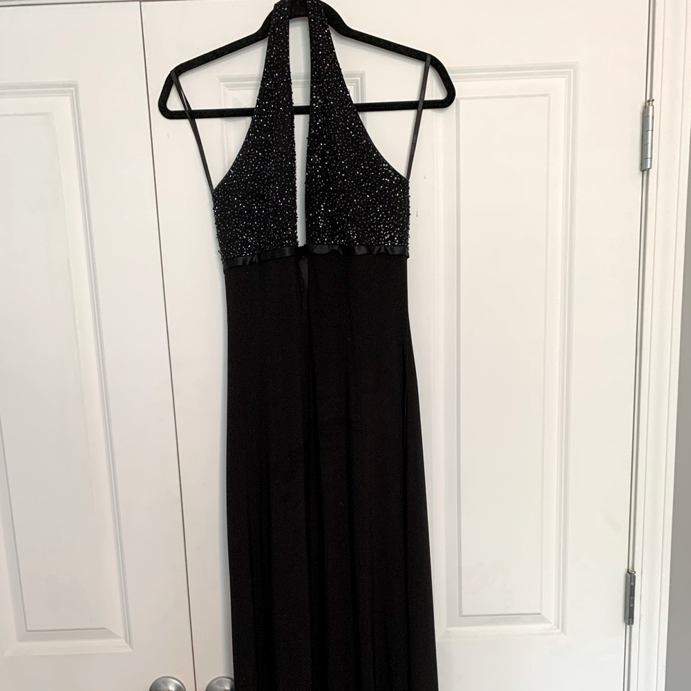 Laundry by Shelli Segal black gown